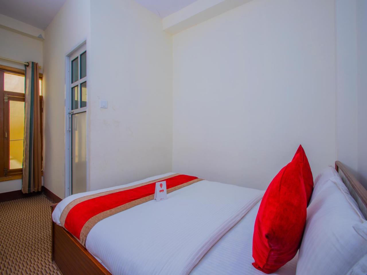 Oyo 255 White Zambala Hotel Katmandu Eksteriør billede